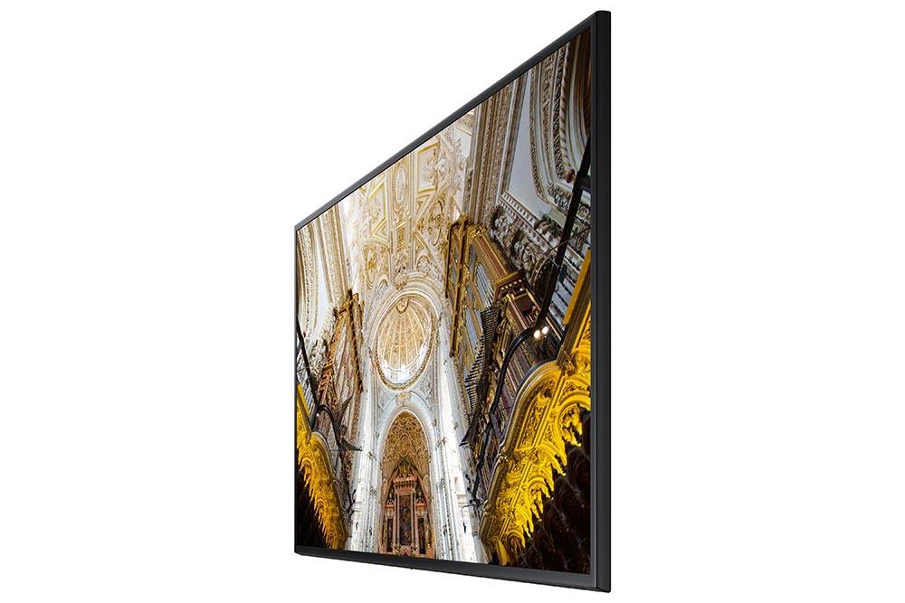 Информационный дисплей Samsung QM98N