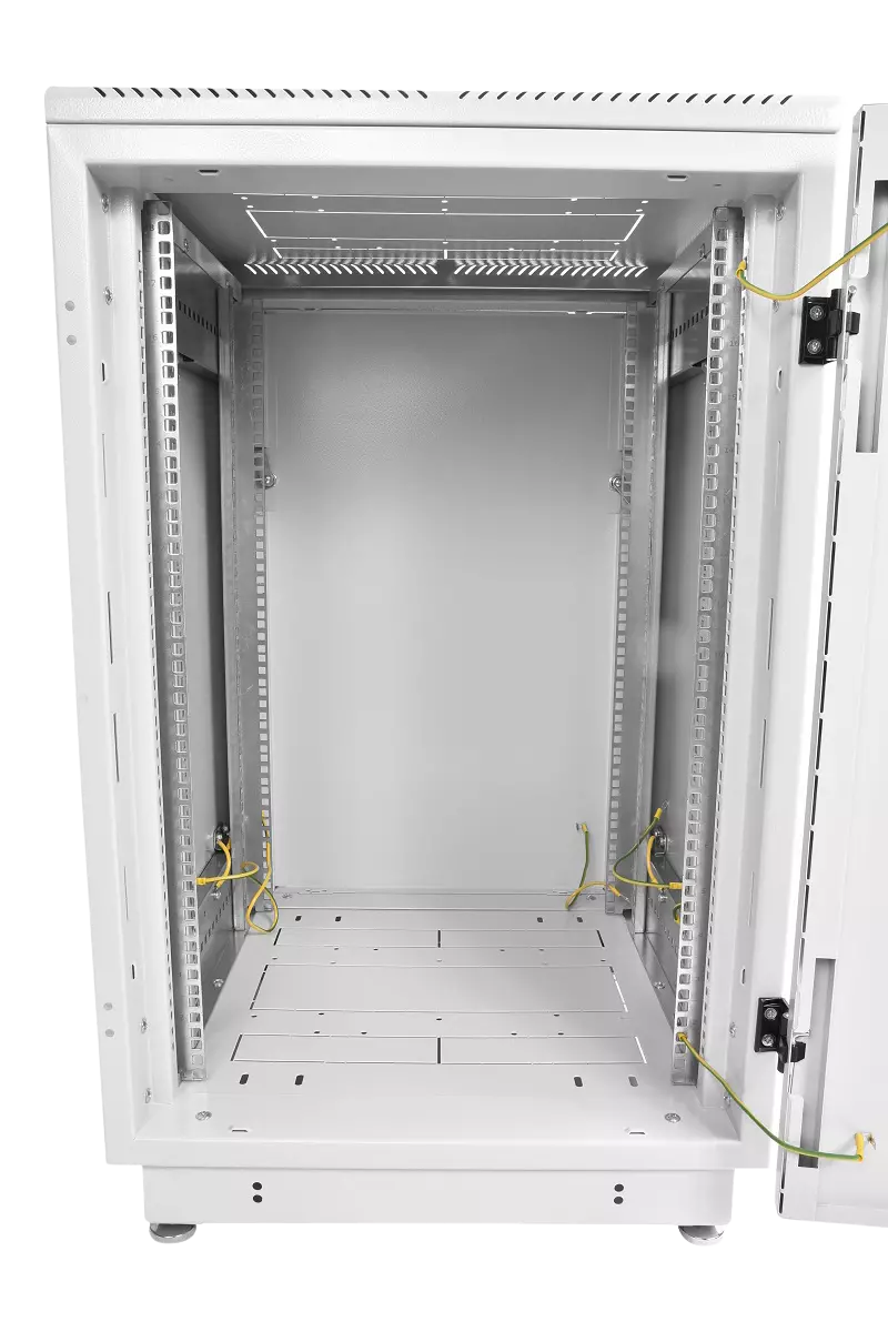 Шкаф телекоммуникационный напольный 18U (600 × 600) дверь стекло