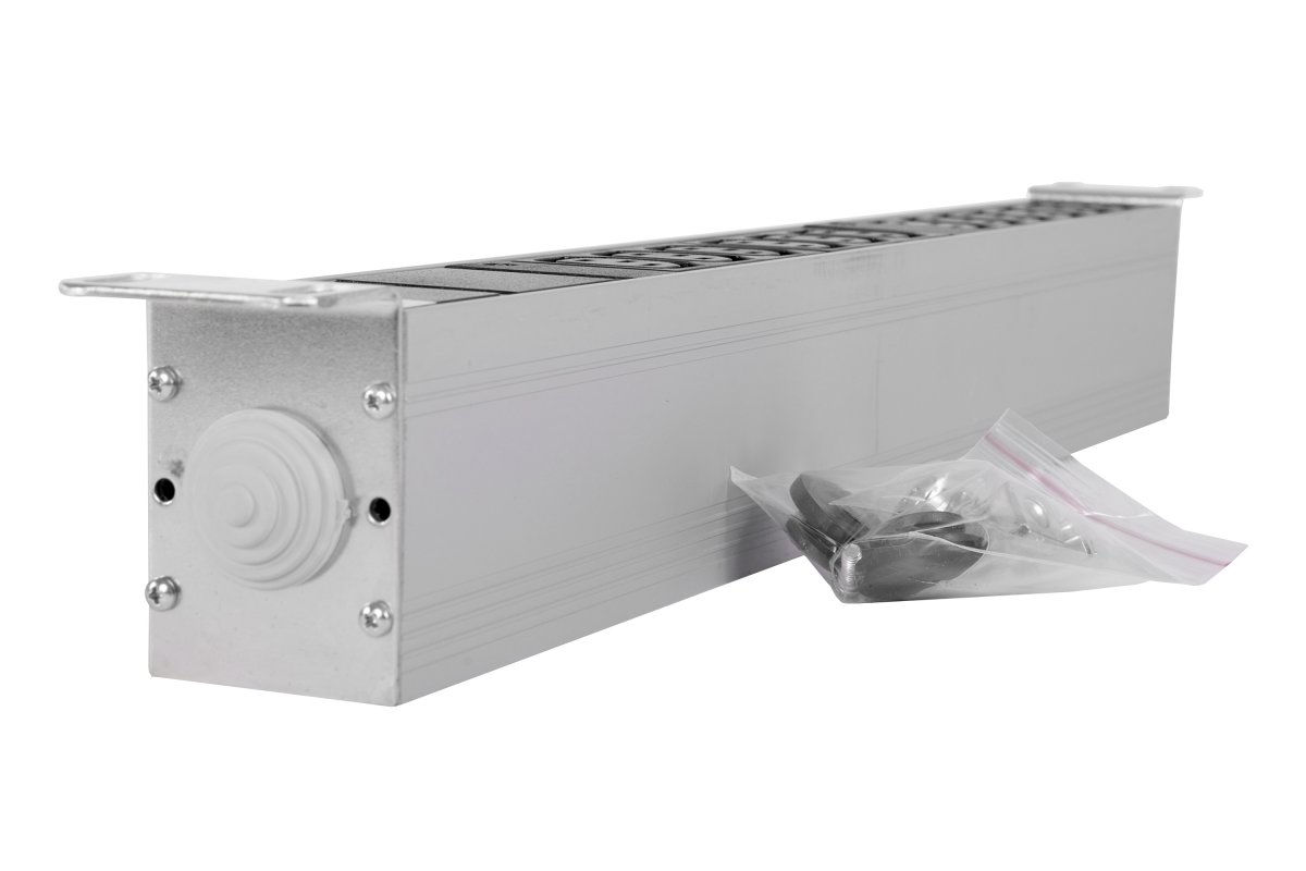 Блок розеток Rem-32 с авт., 5 IEC 60320 C19, 32А, алюм., 19", колодка