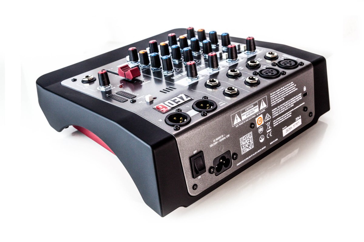Аналоговый компактный микшерный пульт Allen&Heath ZED-6