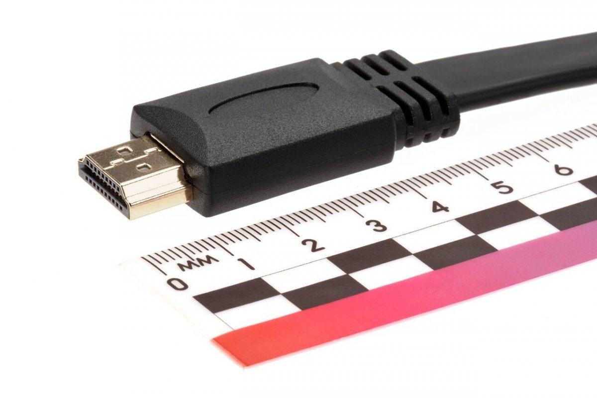 Кабель HDMI 19M/M ,плоский,ver. 2.0, 4K@60 Hz 1m VCOM <CG522F-1M>