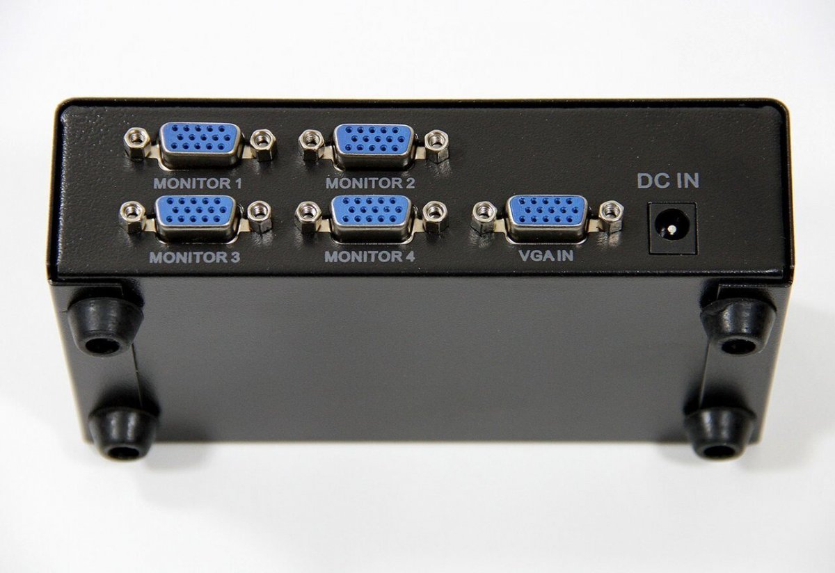 Разветвитель VGA 1 to 4-port 1(VGA15F+4VGA15F)+блок питания VCOM